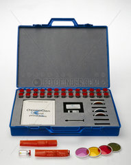 Diagnostic set used by The Corneal Laser Centre  1997.