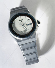 'No battery' quartz analogue wristwatch  1984.