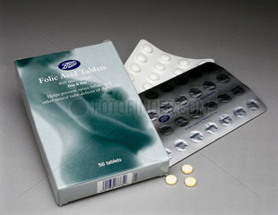 Folic acid tablets  2000.