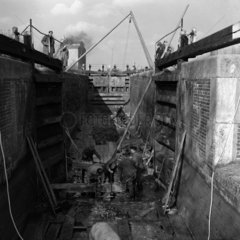 Lock under maintenance  Kings Langley  Hertfordshire  1950.