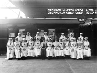 Group of nurses at Southport Station  First World War  15 November 1917.