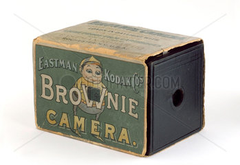 Kodak 'Brownie' box camera  1900.