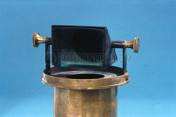 French tent type camera obscura  1826-1850.