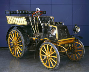 Daimler motor car  1899.