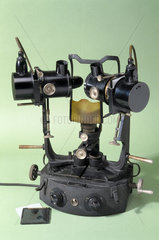 Pugh orthoptoscope  1938-1945.