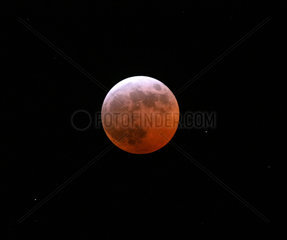 Total lunar eclipse  3 March 2007.