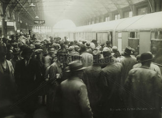 Inaugural run of the LNER express train ‘Silver Jubilee’  1935.