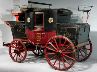 Royal Mail Coach  1827.