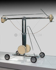 One gramme radium teletherapy apparatus  wheeled  1930-1931.