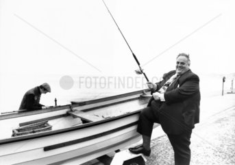 Cyril Smith ‘fishing’ at Llandudno  September 1981.