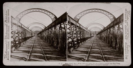'Great Orange River Bridge  near Hope Town  South Africa’  1900.