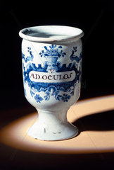 Pharmacy jar  Dutch  1730-1780.