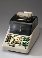 Olivetti Divisumma Tetractys calculating machine  1962.