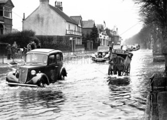 Flood water over the main Bath Road at Maid