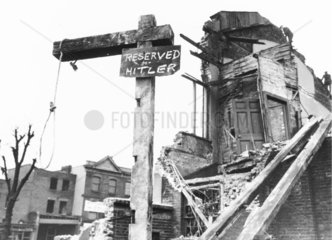 Gallows in London  27 February 1941.