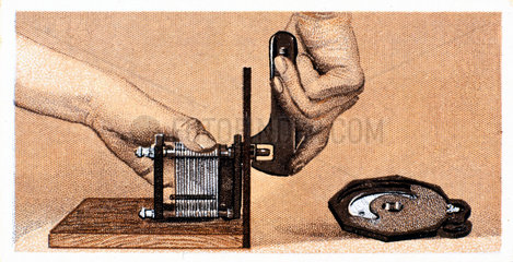 ‘How to build a two valve set’  No 4  Godfrey Philips cigarette card  1925.