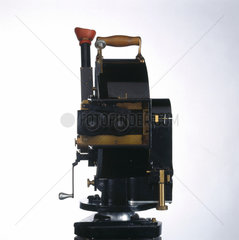 Akeley 35mm cine camera  1918.
