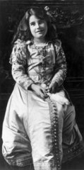 Lady Elizabeth Bowes-Lyon  1909.