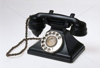 Dial telephone  1929.