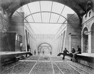 Notting Hill Gate railway station  late 1