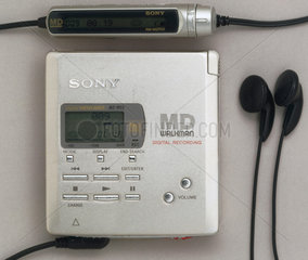 Sony mini disc player  2001.