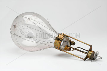 Edison Swan light bulb.