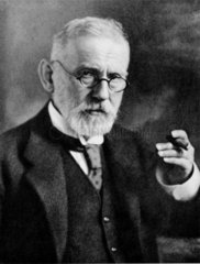 Paul Ehrlich  German bacteriologist  c 1910.