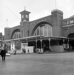 Entrance to King's Cross Station  London  20 January 1971.