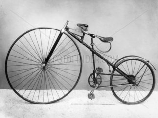 Lawson’s ‘Bicyclette’  1879.