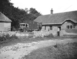 Removal van  Wexcombe Manor  Marlborough  30 September 1937.