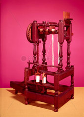 Arkwright ‘s prototype spinning machine  1769.