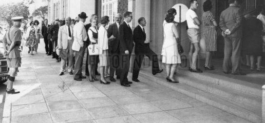 Whites loyal to Ian Smith  Salisbury  Rhodesia  19 November 1965.
