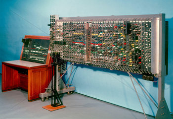 Pilot ACE (Automatic Computing Engine)  1950.