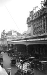 Victoria Station  London  c 1920s.