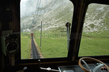 Alpnachstad  Schweiz  die steilste Zahnradbahn der Welt