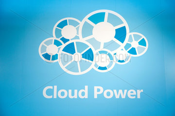 Hannover  Deutschland  Cloud Computing Logo von Microsoft auf dem CeBIT-Messestand