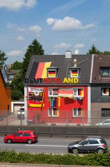 Essen  Deutschland  WM-Dekoration an einem Privathaus