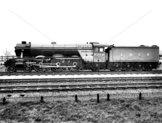 LNER steam locomotive 'Papyrus'  1935. Lond