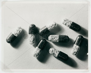 Phenothiazine capsules  c 1960.