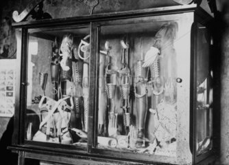 Various prosthetic devices  1890-1910.