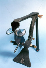 Kinetic stereoscope  1920-1940.