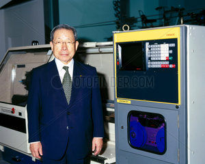 Dr Seiuemon Inaba  Science Museum  London  June 2000.
