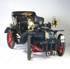 Peugeot ‘Bebe’ 5 hp motor car  1901.