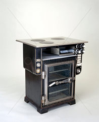 GEC ‘Magnet’ electric cooker  model HO 920  1927.