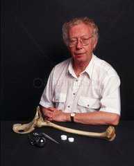 Larry Hench  professor of ceramic materials at Imperial College  2001.