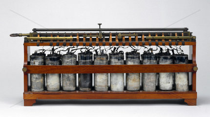 Plante rechargeable battery  c 1860.