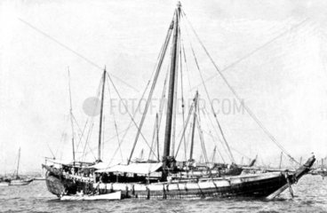 'Baghla 'Fathel Raymon' of Bunder Abbas  311 Tons  Crew of 48’  1909.