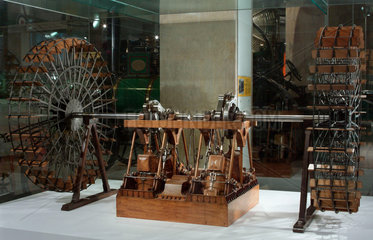 1:12 model of the paddle wheel engines of the ‘Great Eastern’ steamship  1858.