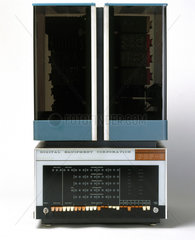 DEC PDP-8 minicomputer  1965.