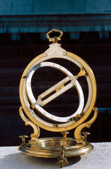 Universal ring dial  English  1734-1796.